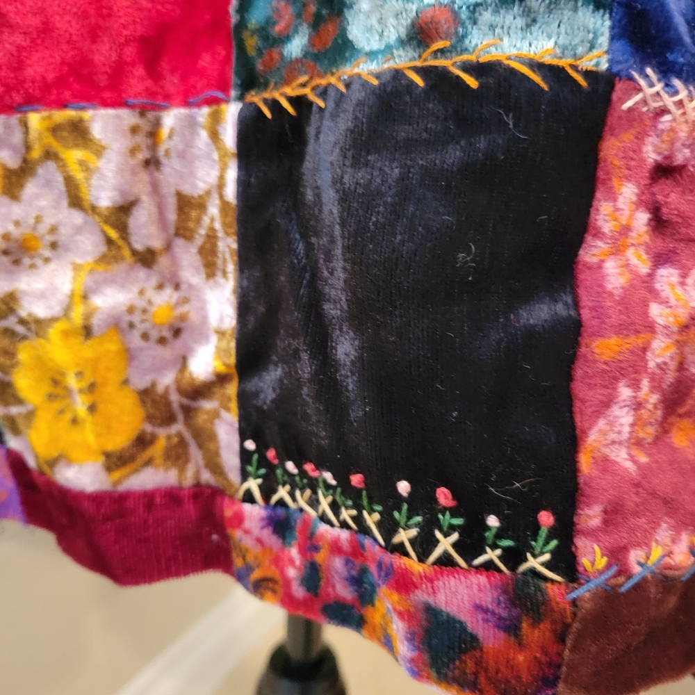 Gorgeous Velvet Patchwork Blazer. - image 7